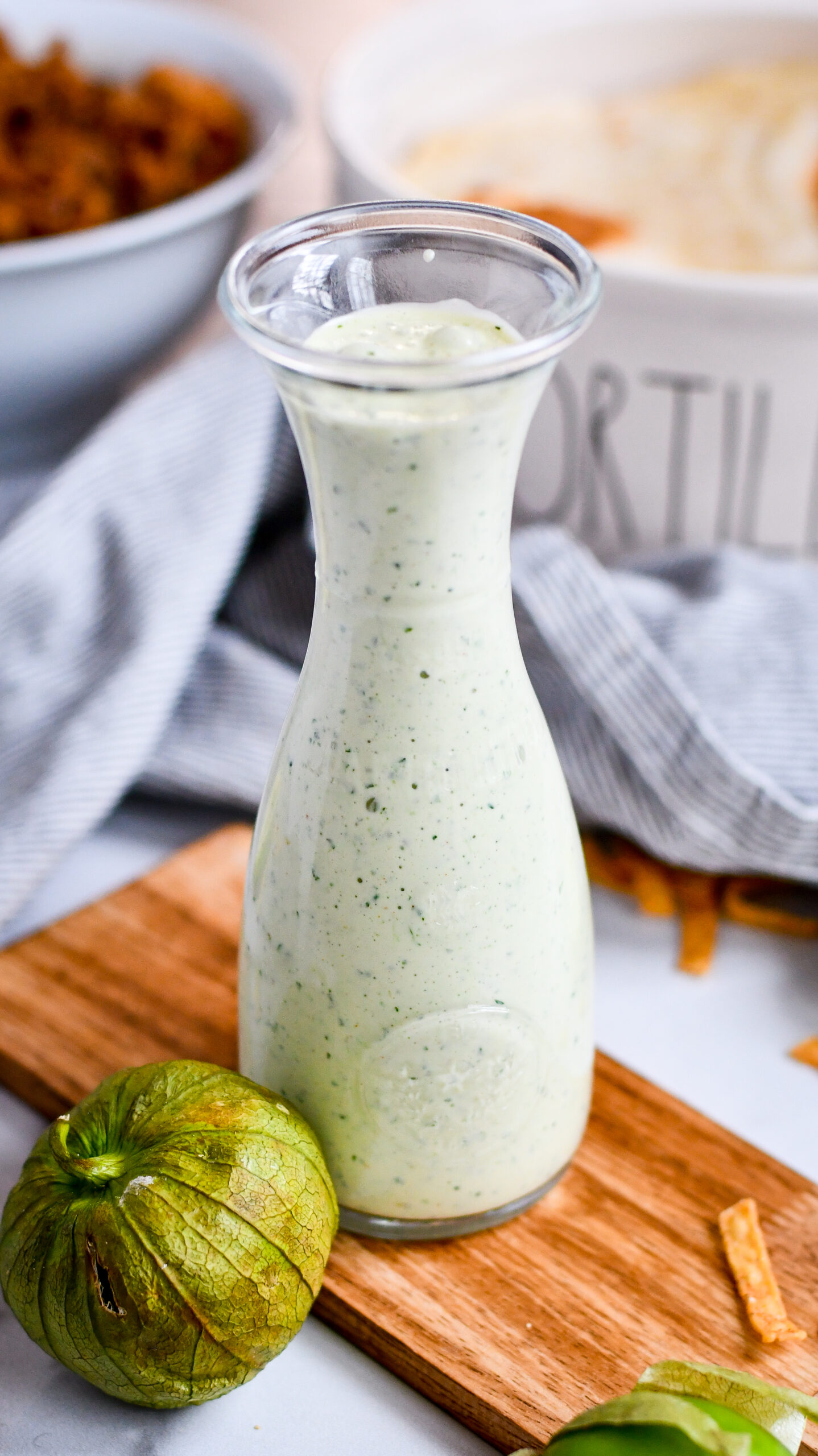 Copycat Cafe Rio Tomatillo Dressing Recipe - Keat's Eats