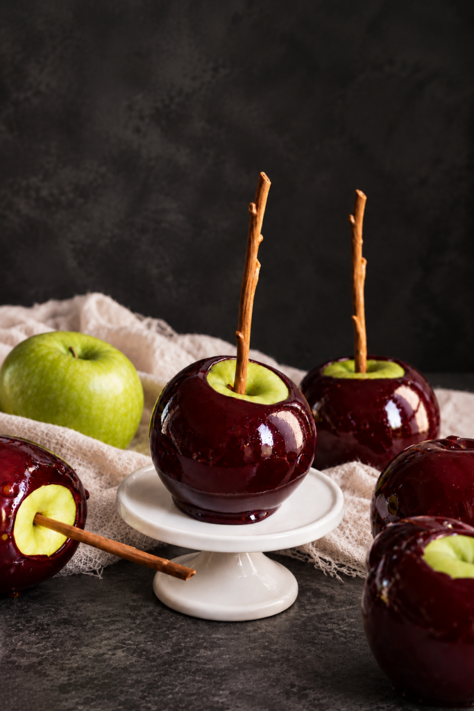 Black Candy Apples for Halloween