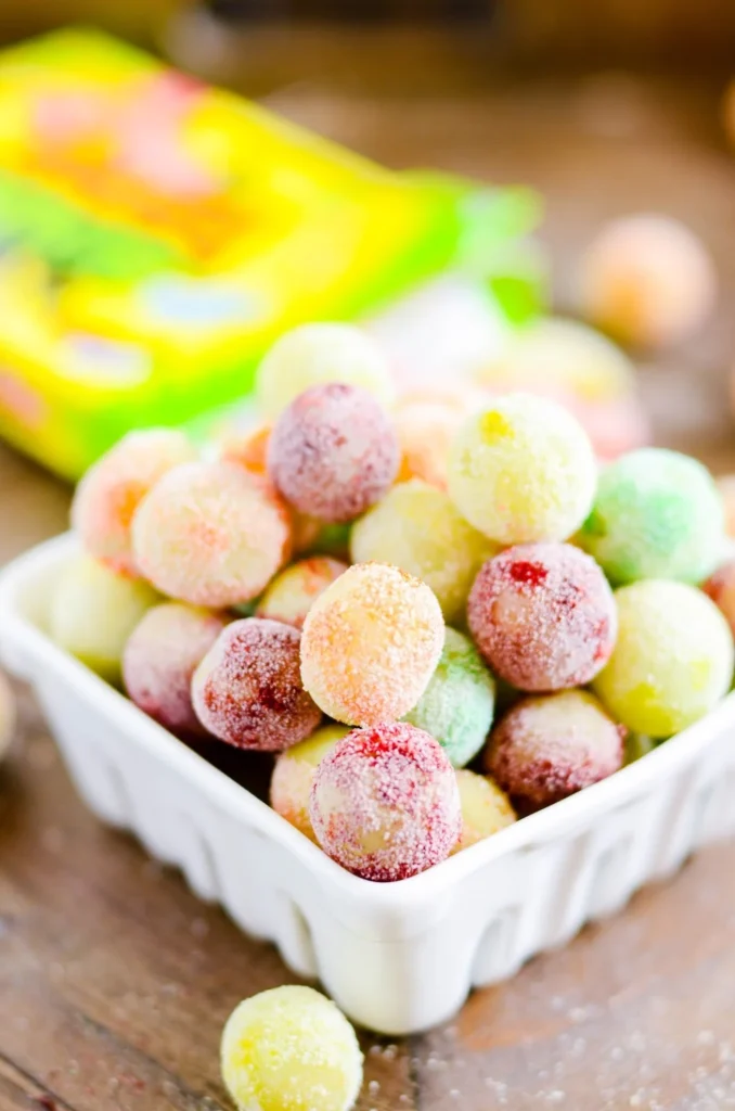 Easy Jello Grapes (3-Ingredient Frozen Treat!)